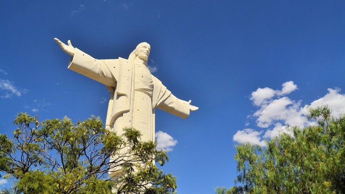Druhou největší sochu Ježíše Krista najdeme v Jižní Americe, v bolívijské Cochabambě.
