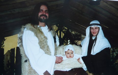 Živý betlém v Chomutově: Ježíška hrály holčičky, když nebyli kluci 