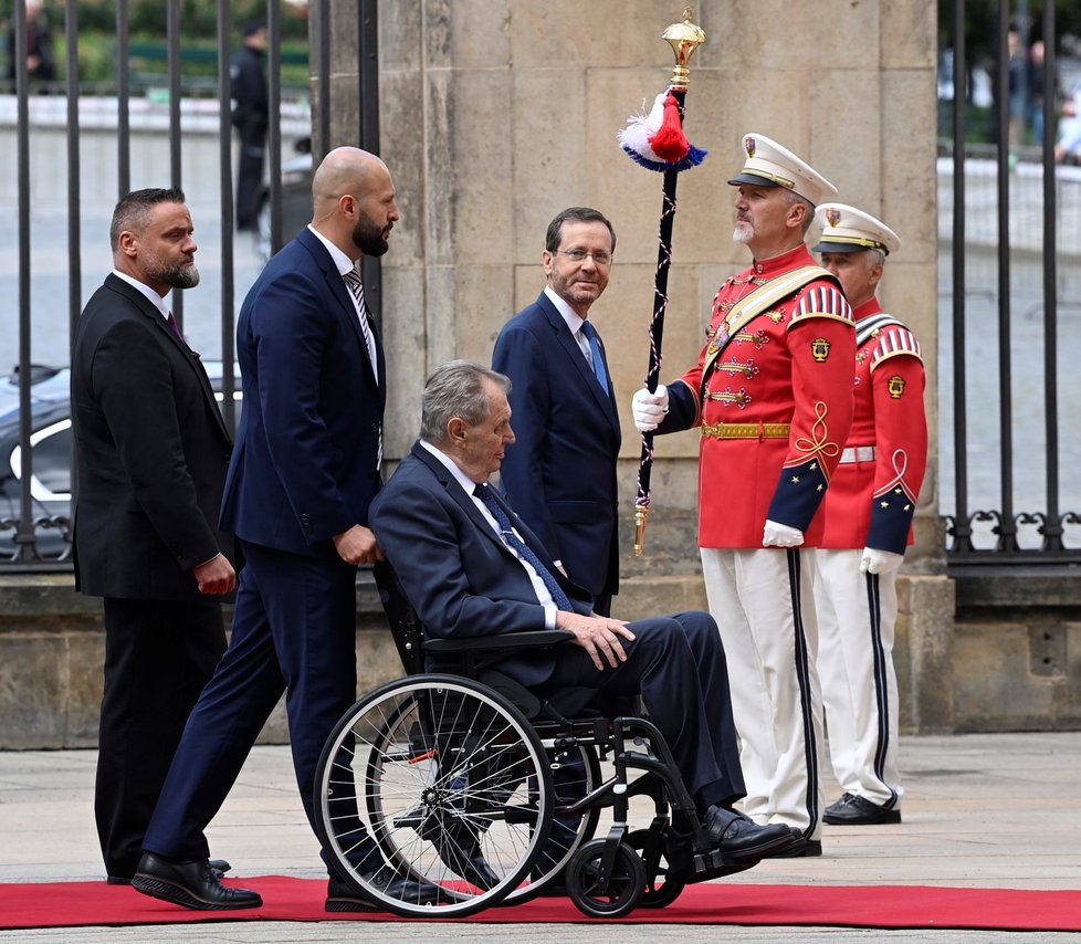 Izraelský prezident Jicchak Herzog a český prezident Miloš Zeman (11. 7. 2022)