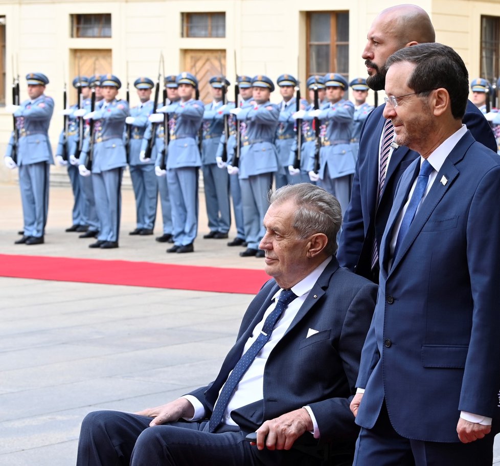 Izraelský prezident Jicchak Herzog a český prezident Miloš Zeman (11.7.2022)