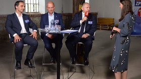 Michal Hašek (ČSSD) obhajuje v Jihomoravském kraji post hejtmana. Kromě lánského puče se ale kolem něj víří pochybnosti v souvislosti s neexistující mluvčí.