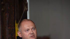 Michal Hašek (ČSSD) obhajuje v Jihomoravském kraji post hejtmana. Kromě lánského puče se ale kolem něj víří pochybnosti v souvislosti s neexistující mluvčí.