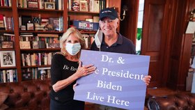 Budoucí první dáma Jill Bidenová se svým manželem Joe Bidenem a dojemným vzkazem (7. 11. 2020)
