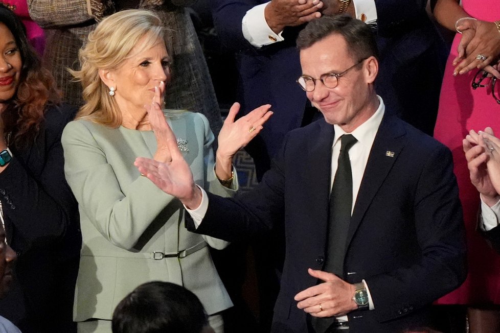 První dáma a celý Kongres tleskali švédskému premiérovi za vstup do NATO (7. 3. 2024).