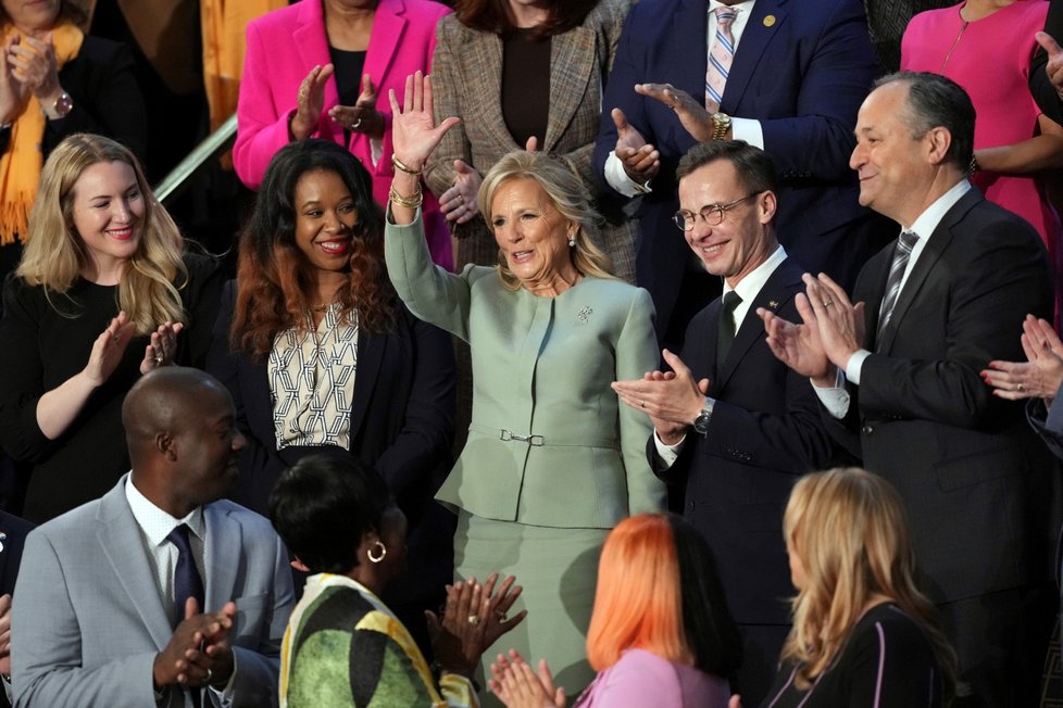 Jill Bidenová se svými hosty na projevu o stavu unie (7. 3. 2024).