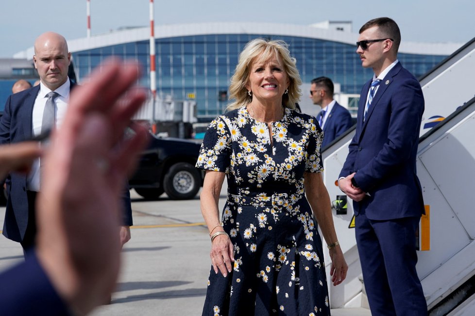 Jill Bidenová na bukurešťském letišti