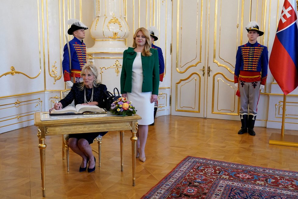 První dáma USA Jill Bidenová navštívila Slovensko, přijala ji prezidentka Čaputová (9. 5. 2022)