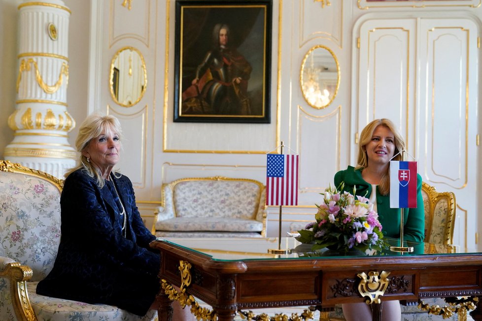 První dáma USA Jill Bidenová navštívila Slovensko, přijala ji prezidentka Čaputová (9.5.2022)