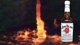Ohnivé tornádo v Kentucky: Sklad krále bourbonů Jima Beama zasáhl blesk