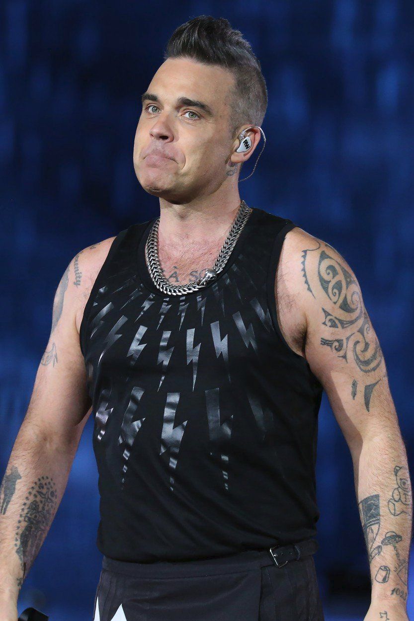 Robbie Williams má zatím smůlu. Výstavba.