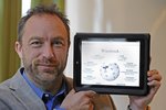 Jimmy Wales bude protestovat proti chystanému zákonu proti internetovému pirátství