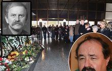 Pohřeb »Fešáka« Jindřicha Šťáhlavského: Proč nepřišel jeho přítel Petr Novotný?