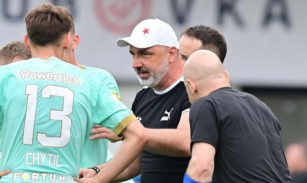 Slavia mě šokovala nefotbalovostí. Dilema v Plzni, Koubka zvu na pivo