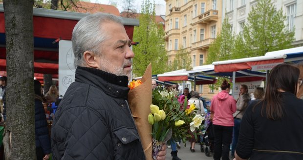 Farmářské tržiště Jiřák - vše okolo květin, bylin a sazenic