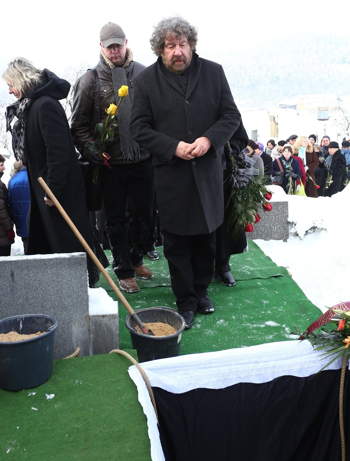 Pohřeb Jiřiny Jiráskové v jihočeských Malenicích.