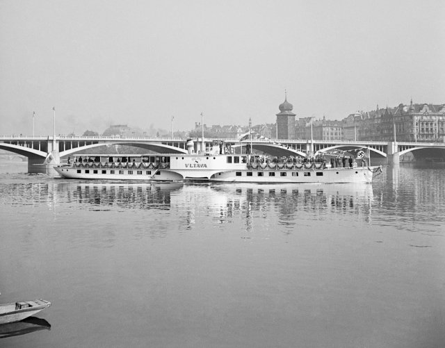Jiráskův most v době nacistické okupace, rok 1940.