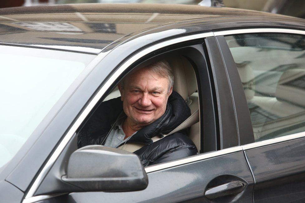 Režisér Jiří Adamec dříve jezdil v BMW.