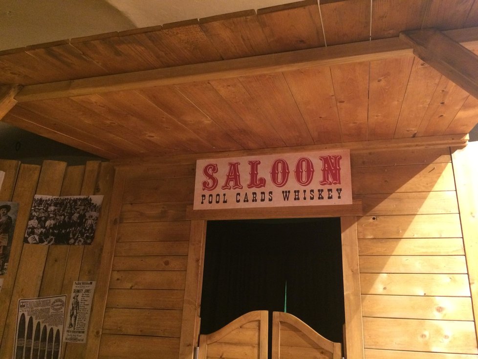 Autentický saloon z divokého západu