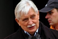 Trestní oznámení na Dienstbiera: Kvůli 155 tisícům!