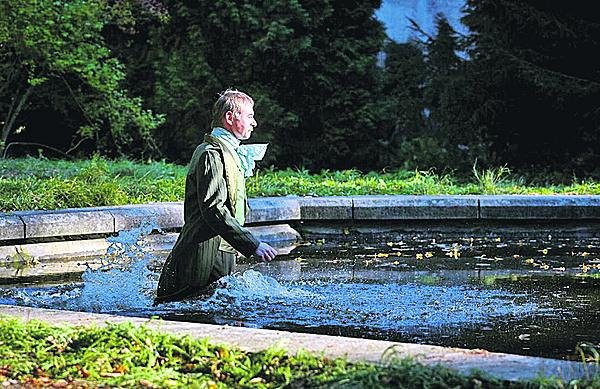 Jako vodník Bubla v pohádce Strašidla se musel namáčet do vody, i když byla venku pořádná zima - a navíc je skoro neplavec!