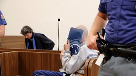 Pokus o vraždu v pražském metru: Jiří muže 7krát bodl! Svědci popsali paniku a chvíle hrůzy