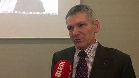 Kandidát na prezidenta Jiří Hynek: Zbrojař, co chce dřív do Bruselu než Bratislavy