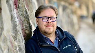 Dobrý zvuk? Hlavně musí být rozumět dialogům, říká mistr zvuku Jiří Klenka, podepsaný pod Neporazitelnými Dobrý zvuk? Hlavně musí být rozumět dialogům, říká mistr zvuku Jiří Klenka, podepsaný pod Neporazitelnými