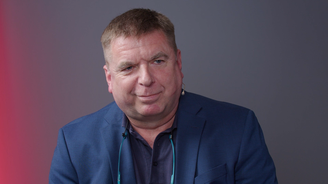 Záchranář Knor: Z deseti lidí se srdeční zástavou přežije a vrátí se do života jen jeden Záchranář Knor: Z deseti lidí se srdeční zástavou přežije a vrátí se do života jen jeden