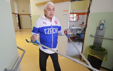 Jiří Krampol v nemocnici