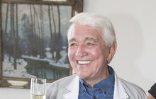 Jiří Krampol (82): ČELÍ ŽENSKÉ ŠTVANICI. Proč po něm jdou?
