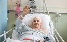 Vážně nemocný Jiří Krampol (85): UTÍKÁ PRYČ ZE ŠPITÁLU!
