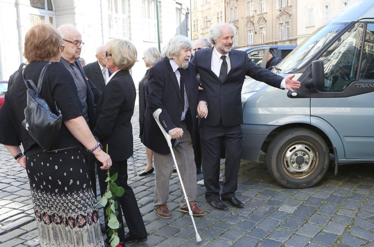 Pohřeb Jiřího Krejčíka