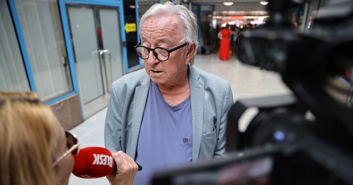 Cara Labus GALERIE: Jiří Lábus oslavil 76: Šetří si na luxusní důchoďák a ...