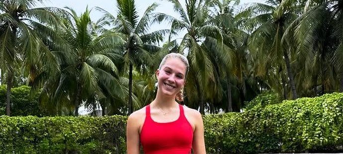 Lucie si zahrála tenis na Meledivách