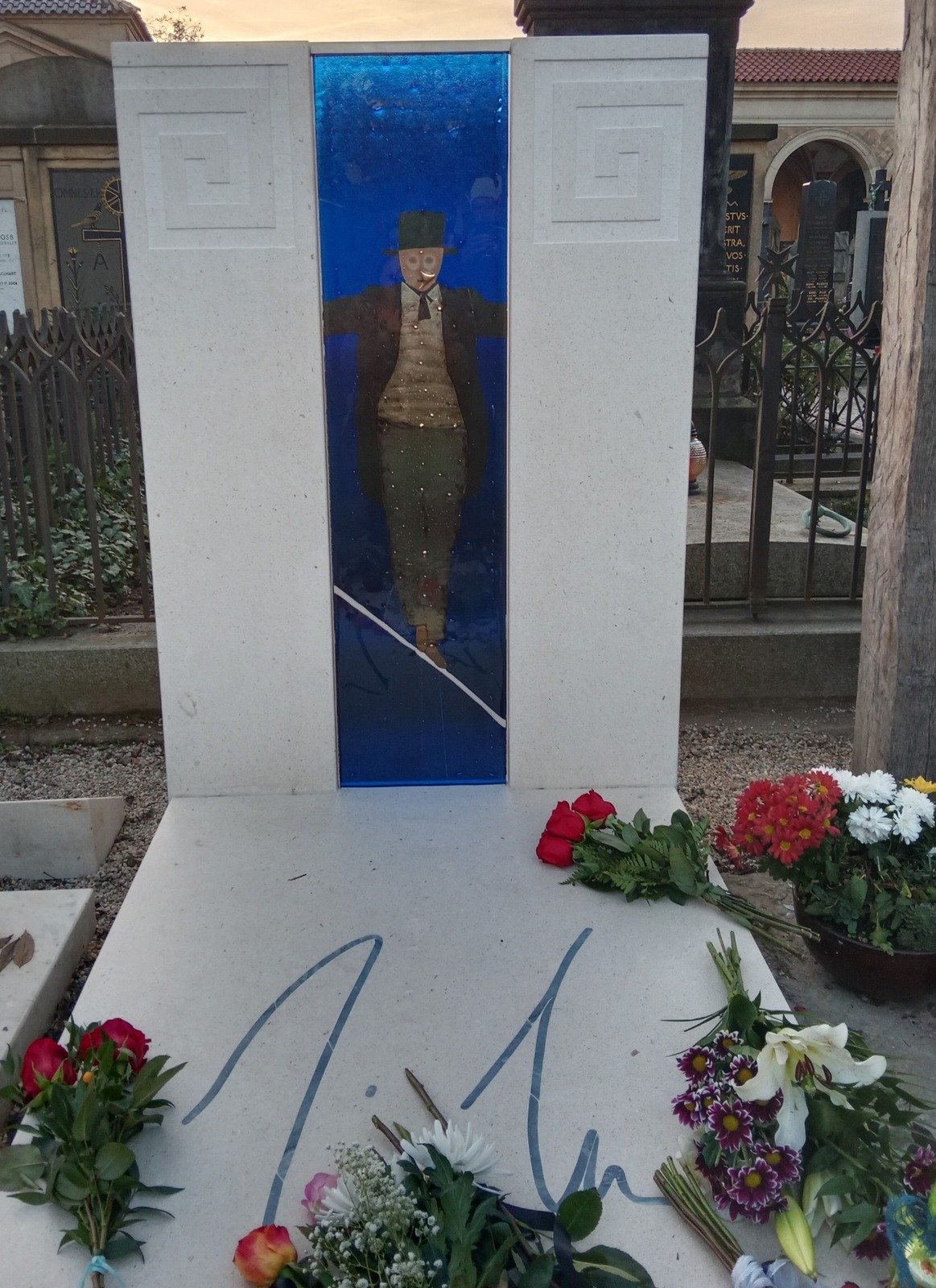 Slavnostní odhalení hrobu Jiřího Menzela