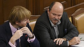 Ministr zemědělství Jiří Milek a ministr zdravotnictví Adam Vojtěch