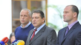 Bývalý předseda ČSSD Jiří Paroubek oznámil, že opouští řady sociální demokracie