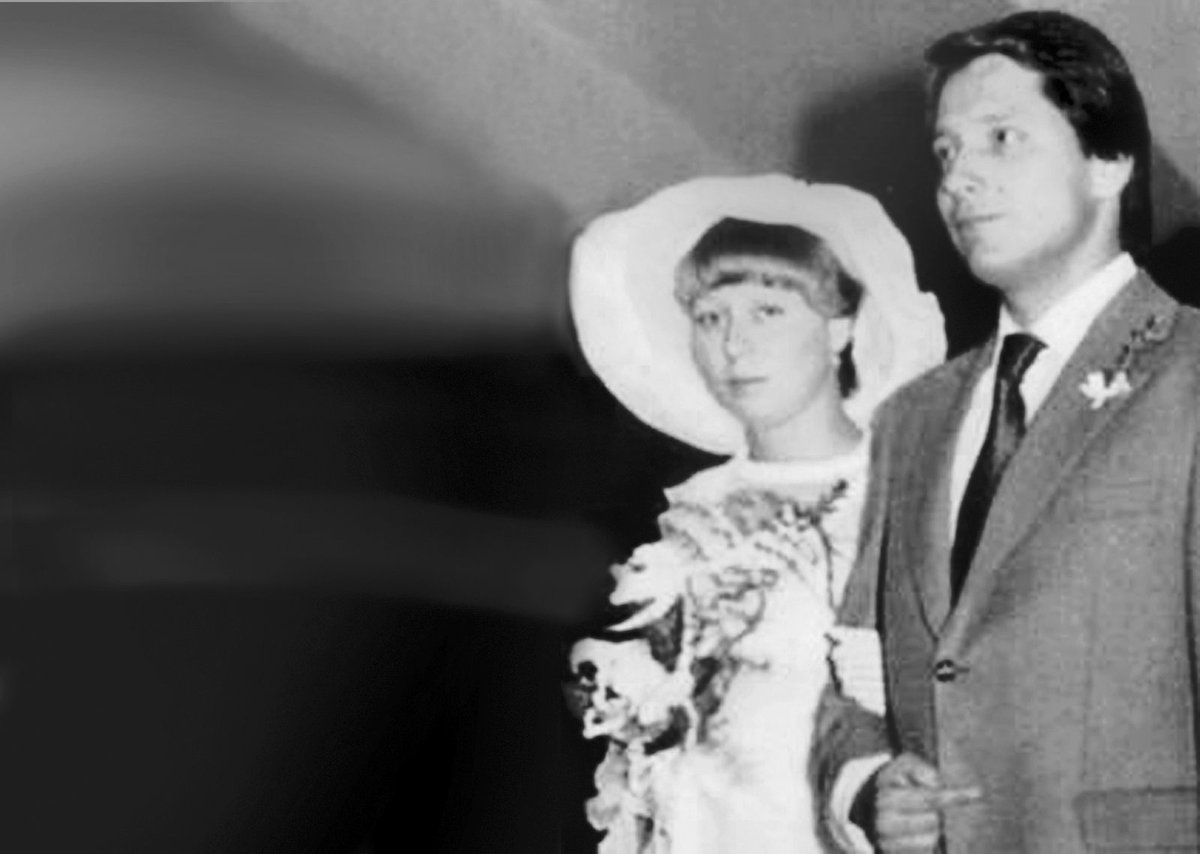 1979 - 2007: První sňatek se Zuzanou.