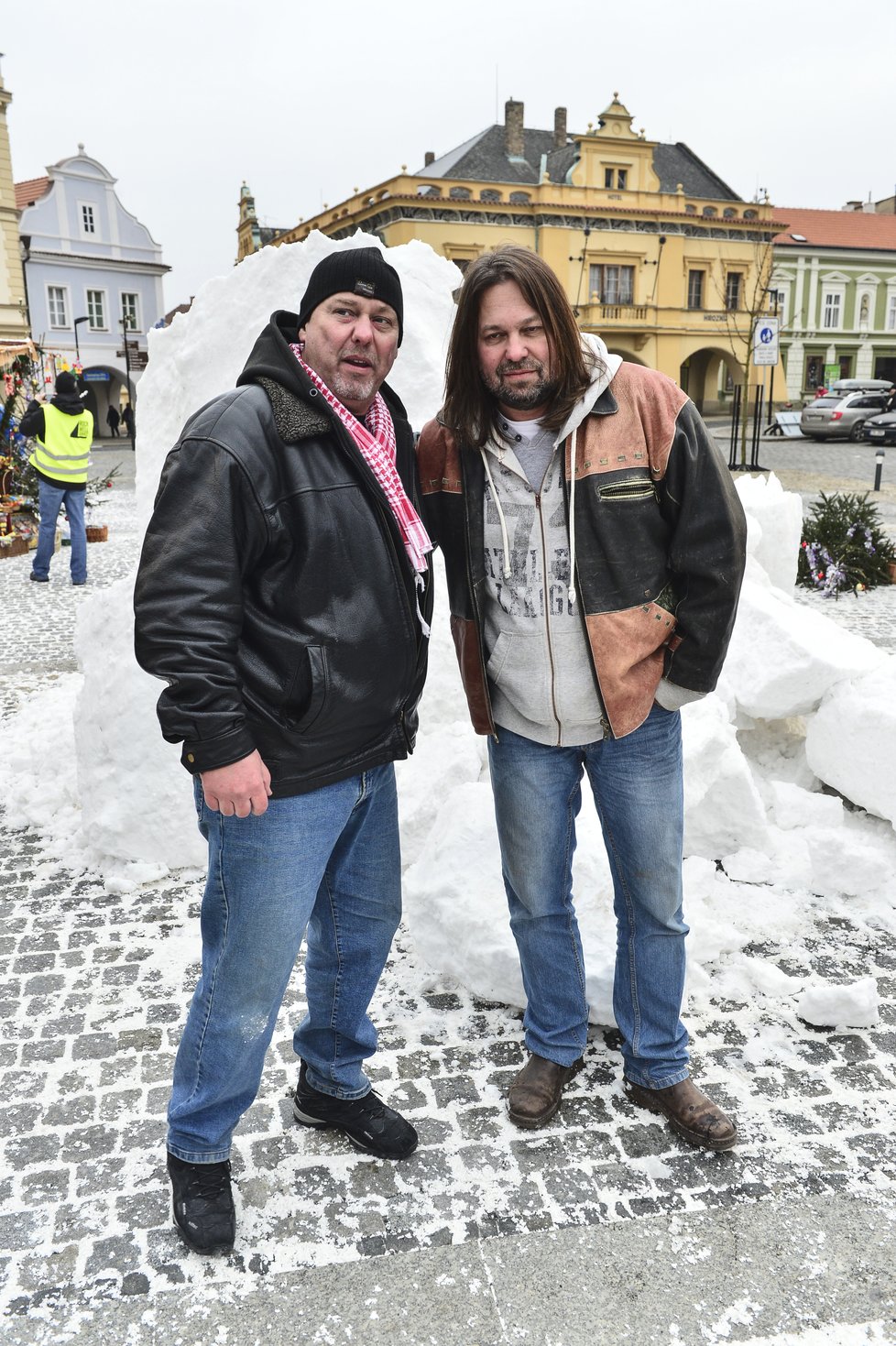 Producent Pavel Pásek a Jiří Pomeje při natáčení Vánočního Kameňáku