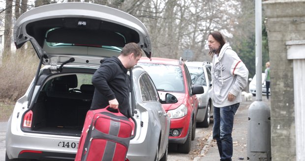 Jiří Pomeje se odstěhoval od manželky Andrey, s sebou měl jen jeden kufr.