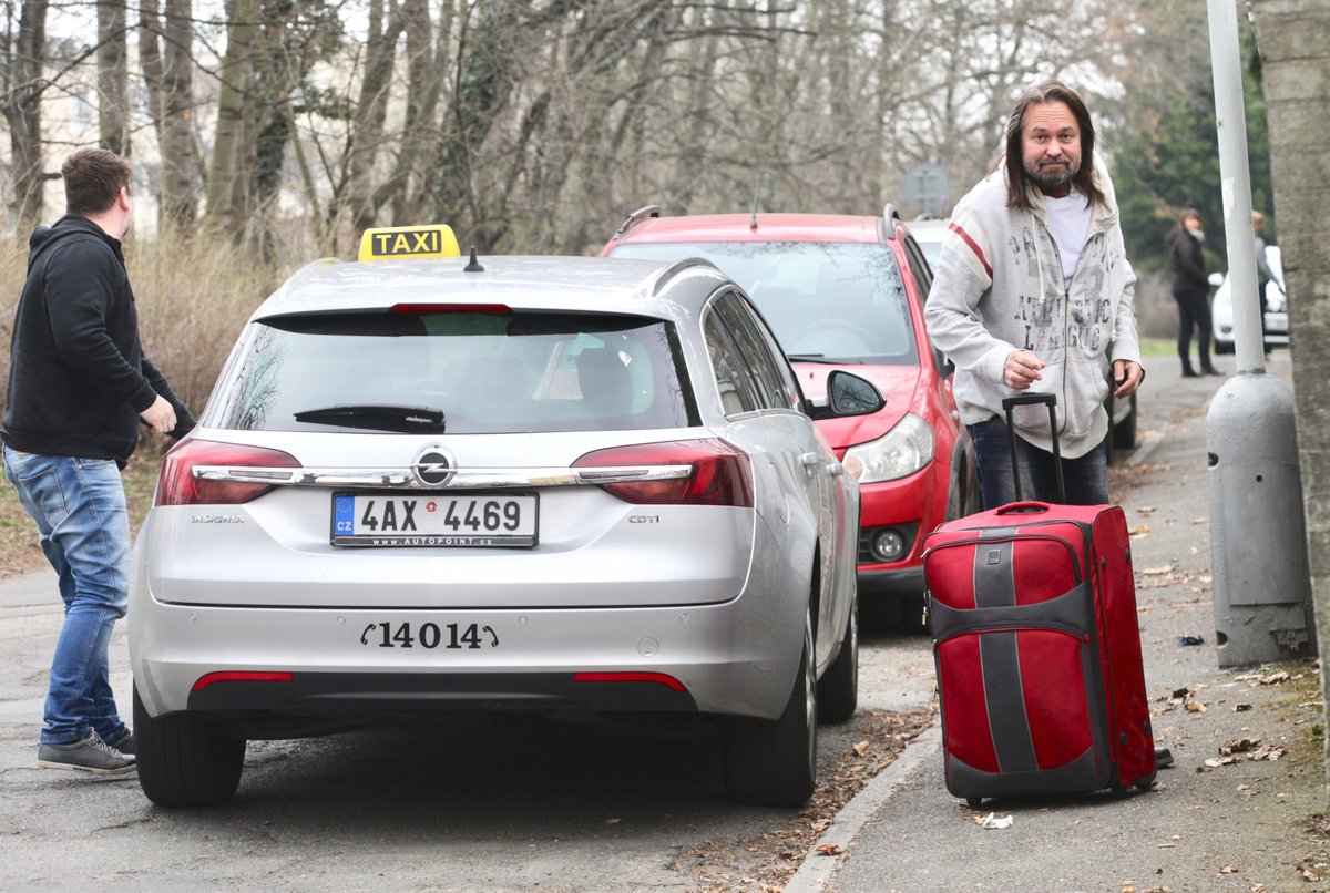 Jiří Pomeje se odstěhoval od manželky Andrei, sebou měl jen jeden kufr