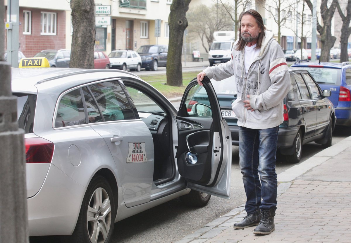 Jiří Pomeje se odstěhoval od manželky Andrei, sebou měl jen jeden kufr