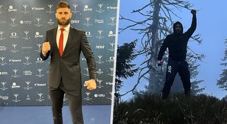 Zápasník Procházka dobyl zakázanou horu: Řekl si o pokutu! Zápasník Procházka dobyl zakázanou horu: Řekl si o pokutu!