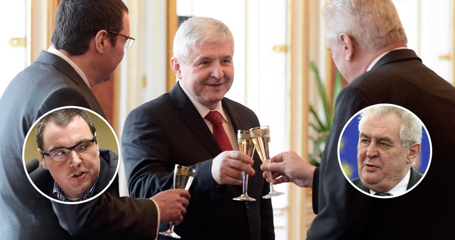 Jiří Rusnok při svém jmenování do ČNB: Přípitek s guvernérem Singerem (vlevo) a prezidentem Zemanem (vpravo)