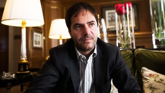 Miliardář Šmejc: Prudké oživení ekonomiky nepřijde. Bohatší budou muset pomáhat chudým Miliardář Šmejc: Prudké oživení ekonomiky nepřijde. Bohatší budou muset pomáhat chudým