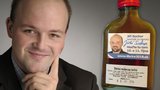 Kandidát na starostu rozdával alkohol: Flašku medoviny dostal i nezletilý