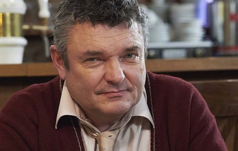 Hvězda novinky Anatomie života Štrébl: Kvůli roli Miloše z Ulice mě napadli!