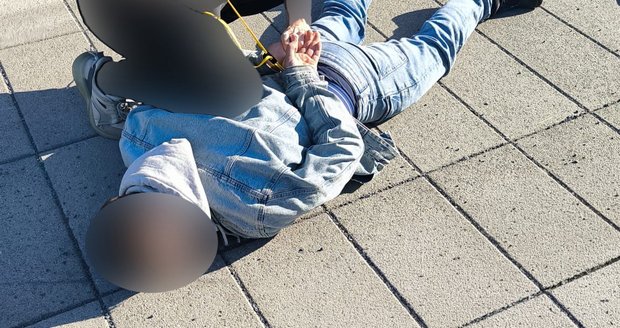 Vězně, který uprchl z věznice v Jiřicích, dopadli v Olomouci.