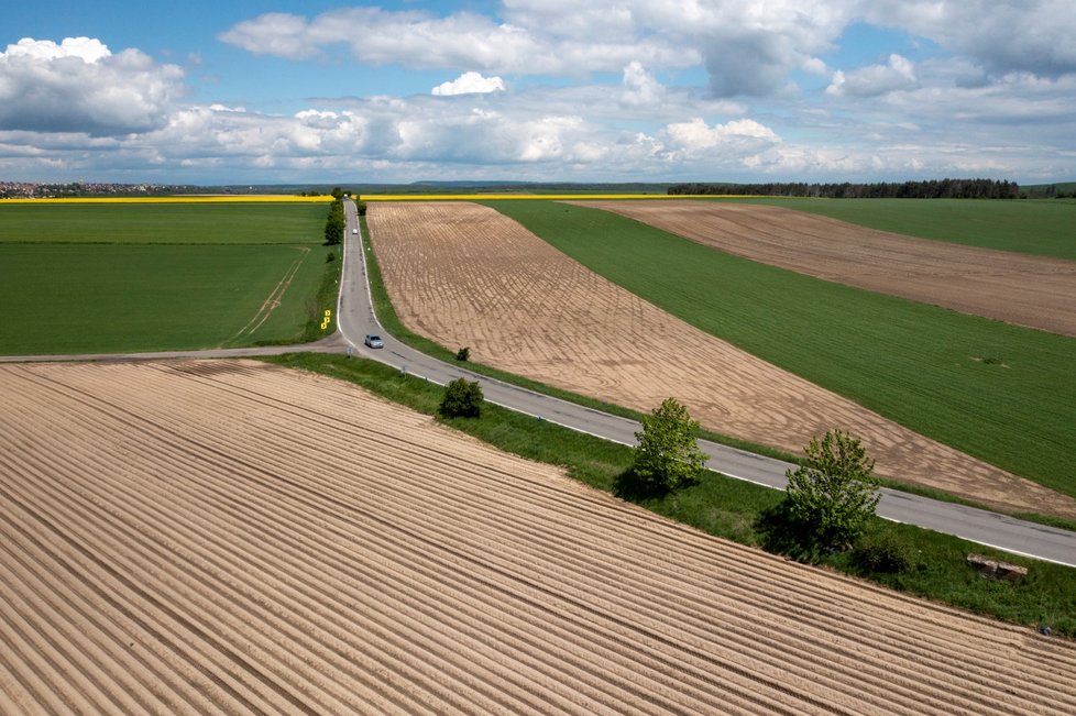 Nebezpečná zatáčka v Jiřicích