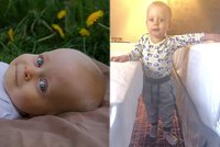 Jiřík s SMA dělá po aplikaci nejdražšího léku velké pokroky. Krevní testy ale vyvolaly obavy